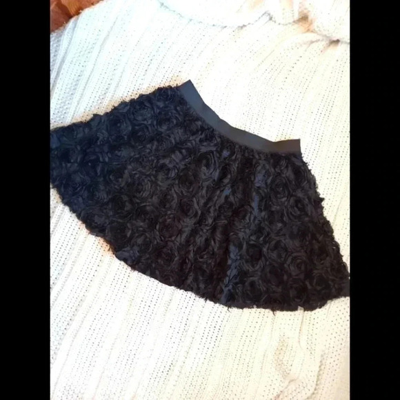 Free People Dresses & Skirts - Free People Black Textured Skater Skirt